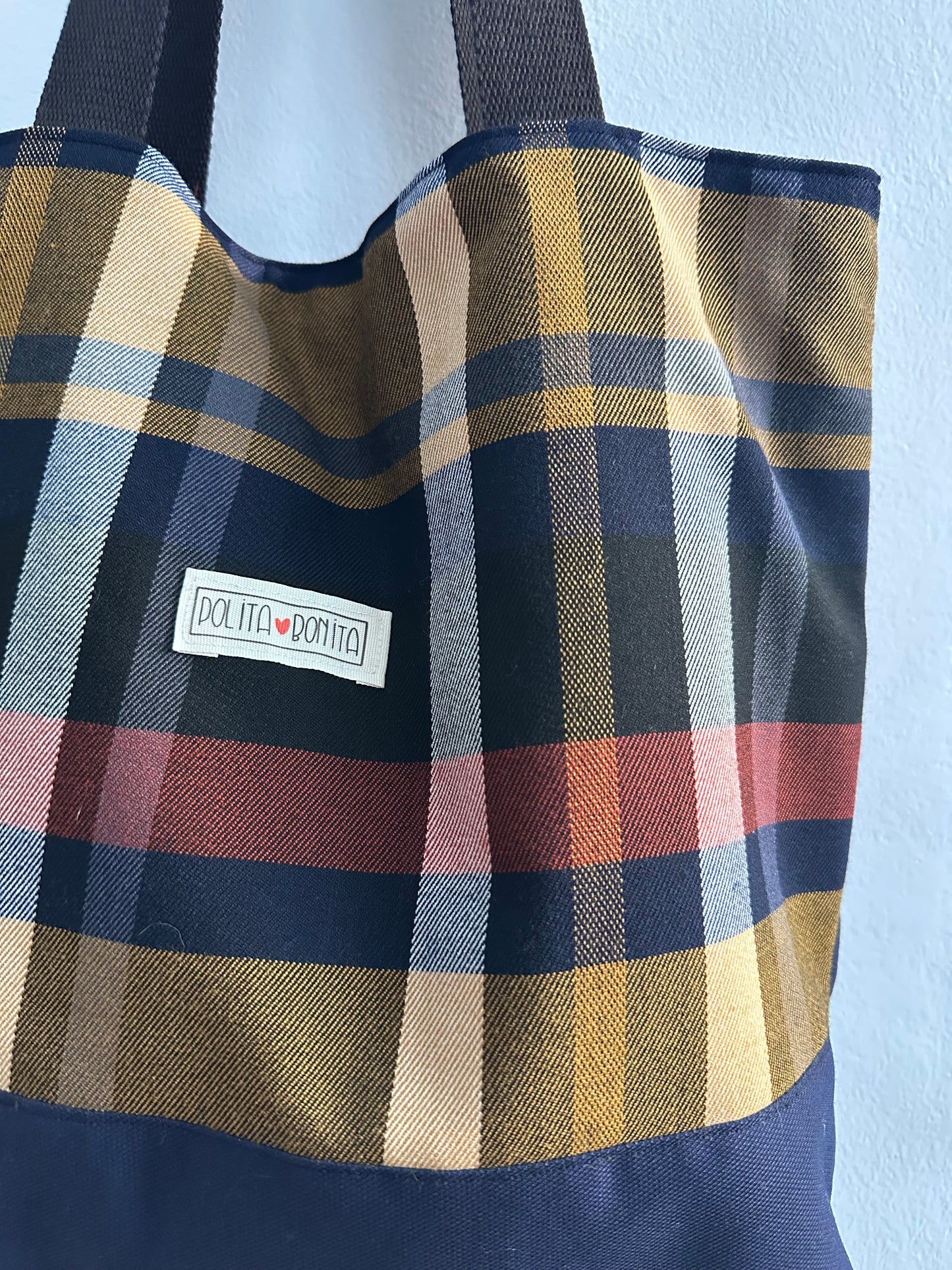TOTE GUAI “HONDARRIBI”