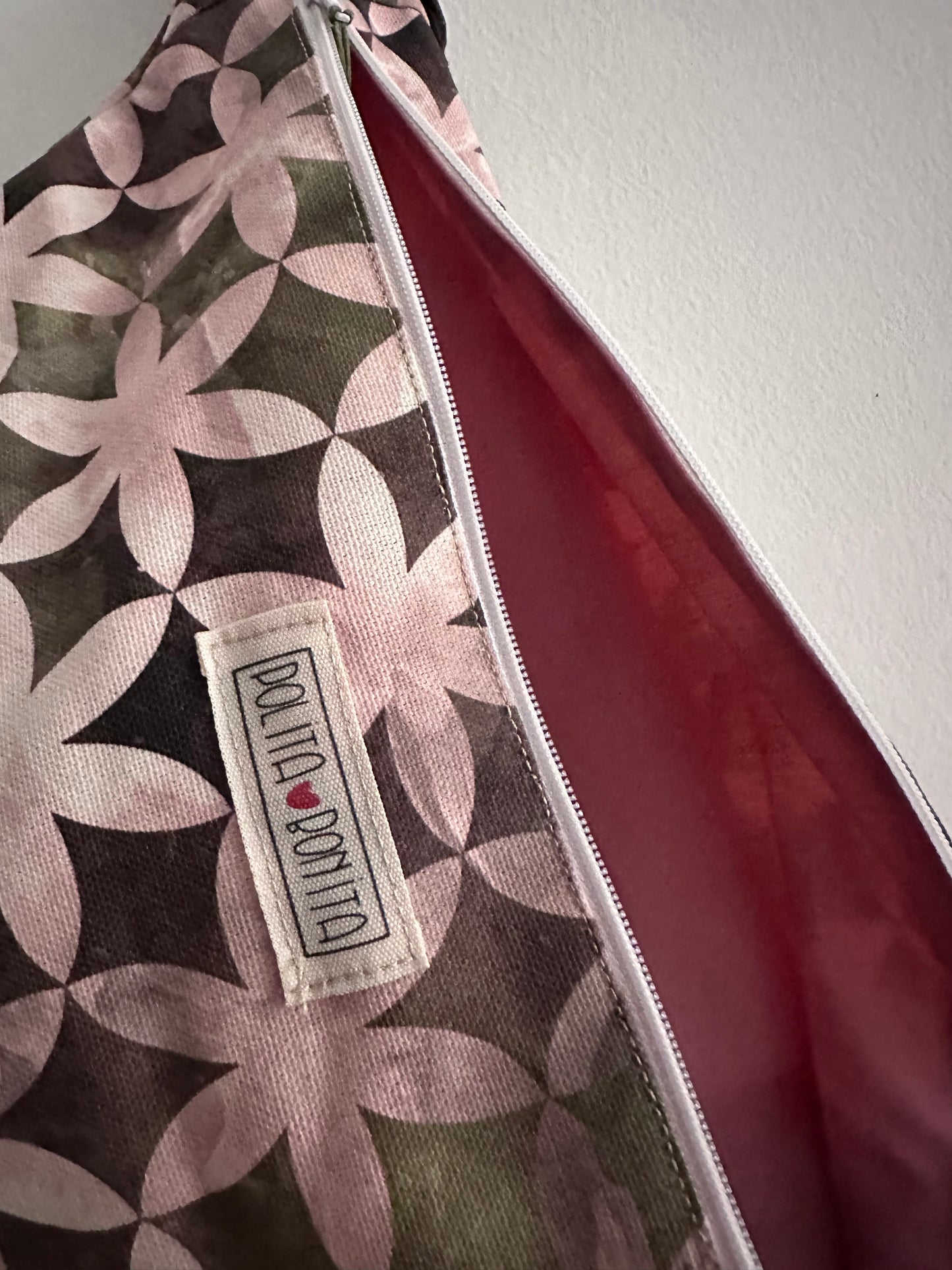 riñonera “geo arrosa”