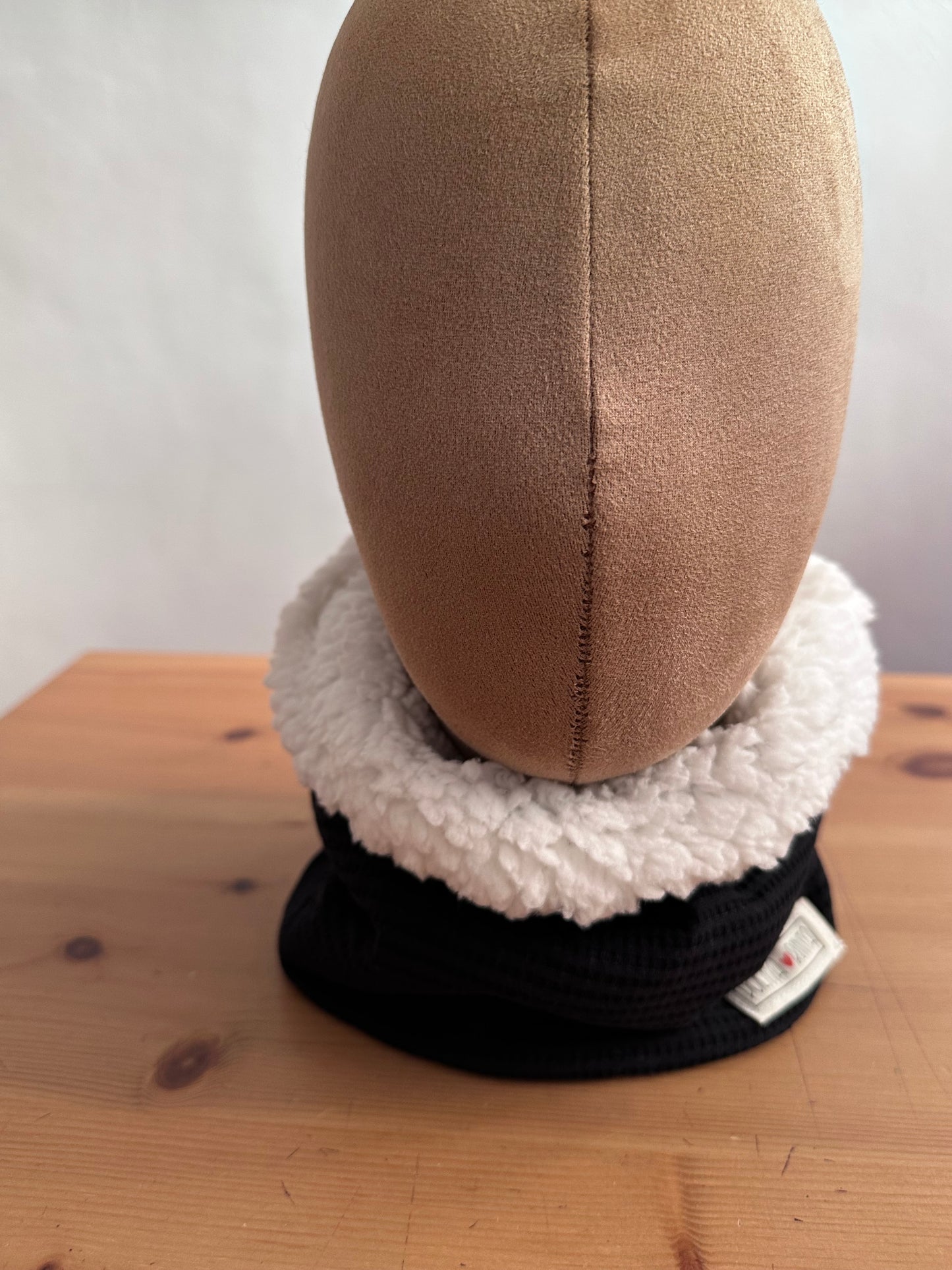CUELLO FLU FLY INFANTIL “NEGRO”