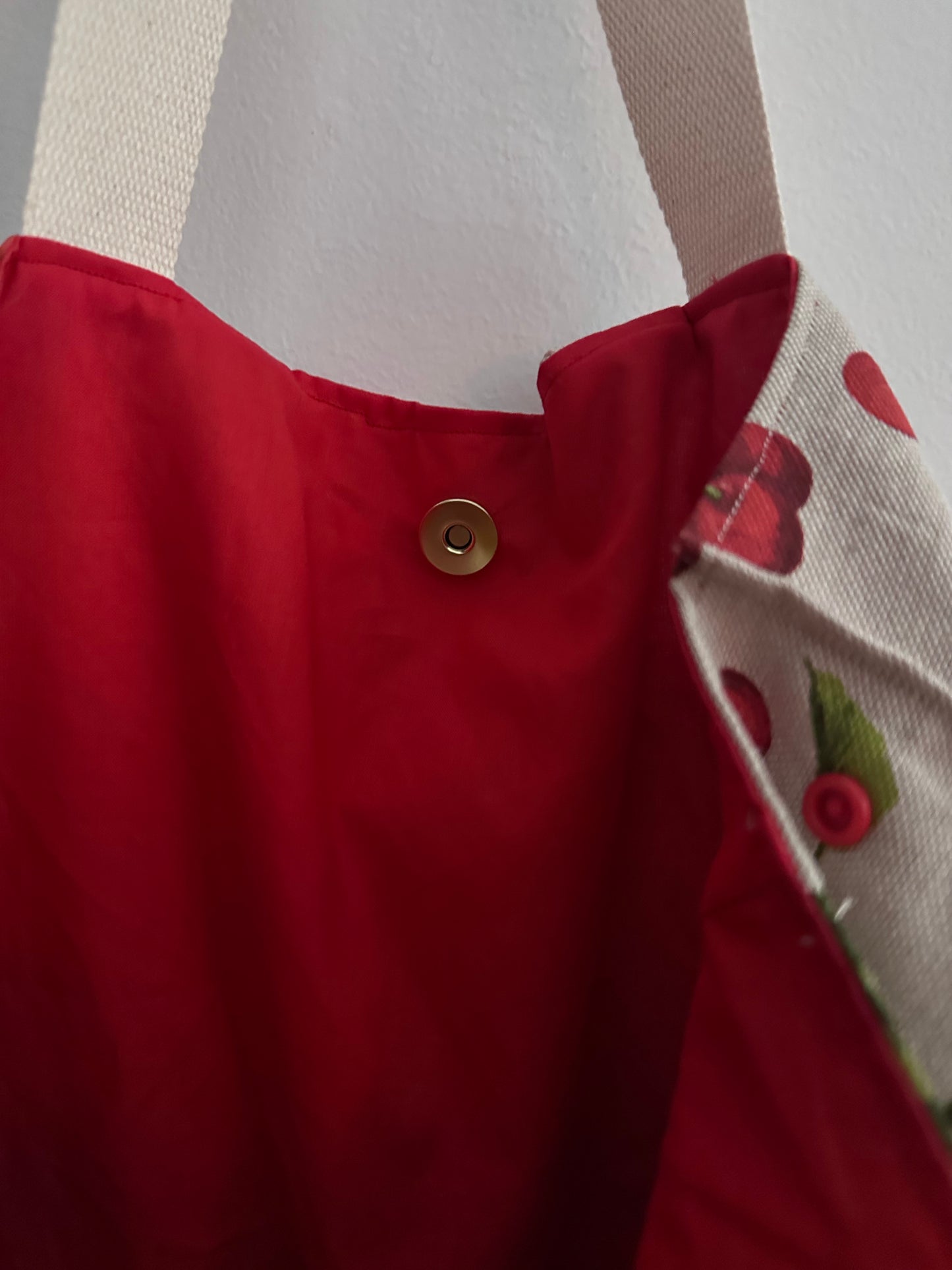 Bolso multiposición Kaixo “Cerezas” – Dulce, práctico y con alma artesanal