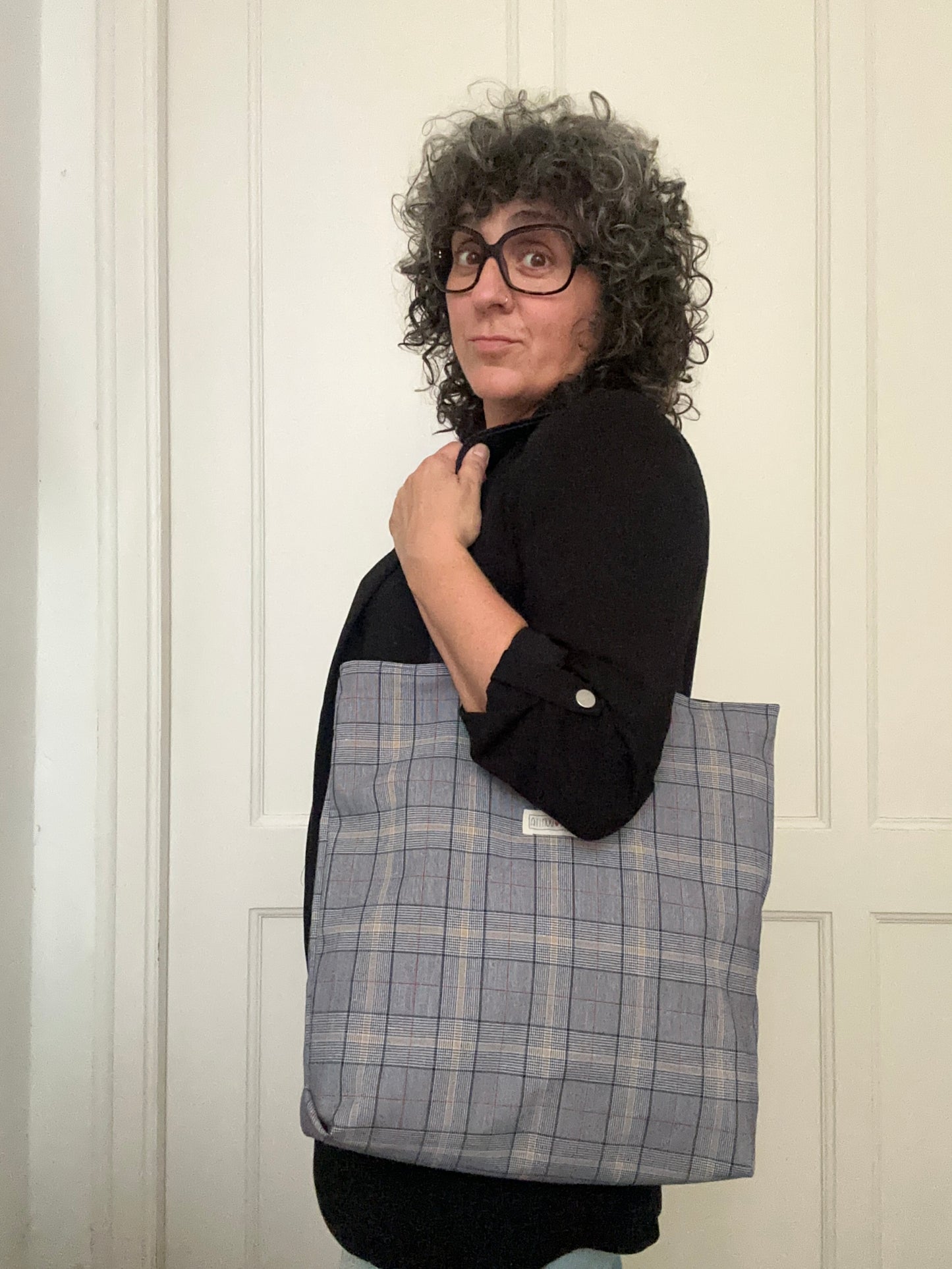 Tote guai basik “scotland azul”