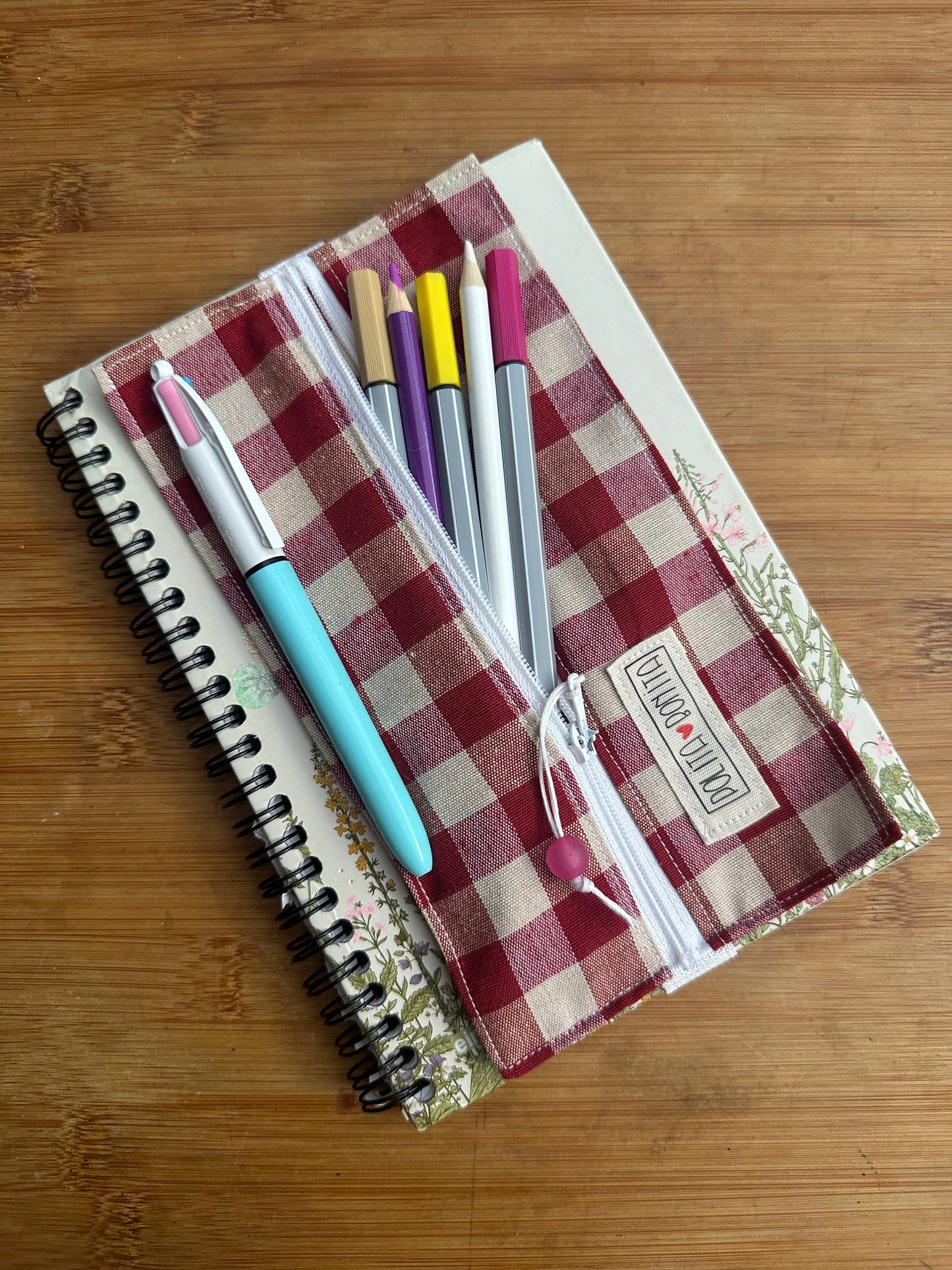 Estuche para libreta “Vichy rojo”|polita bonita