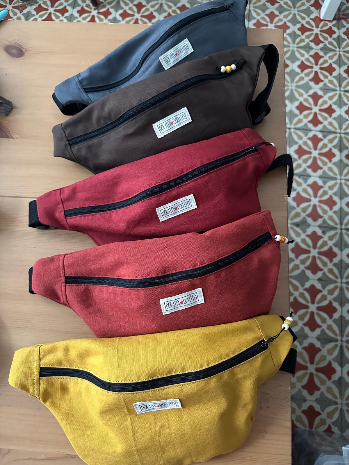 RIÑONERA lisa (varios colores)|Polita bonita