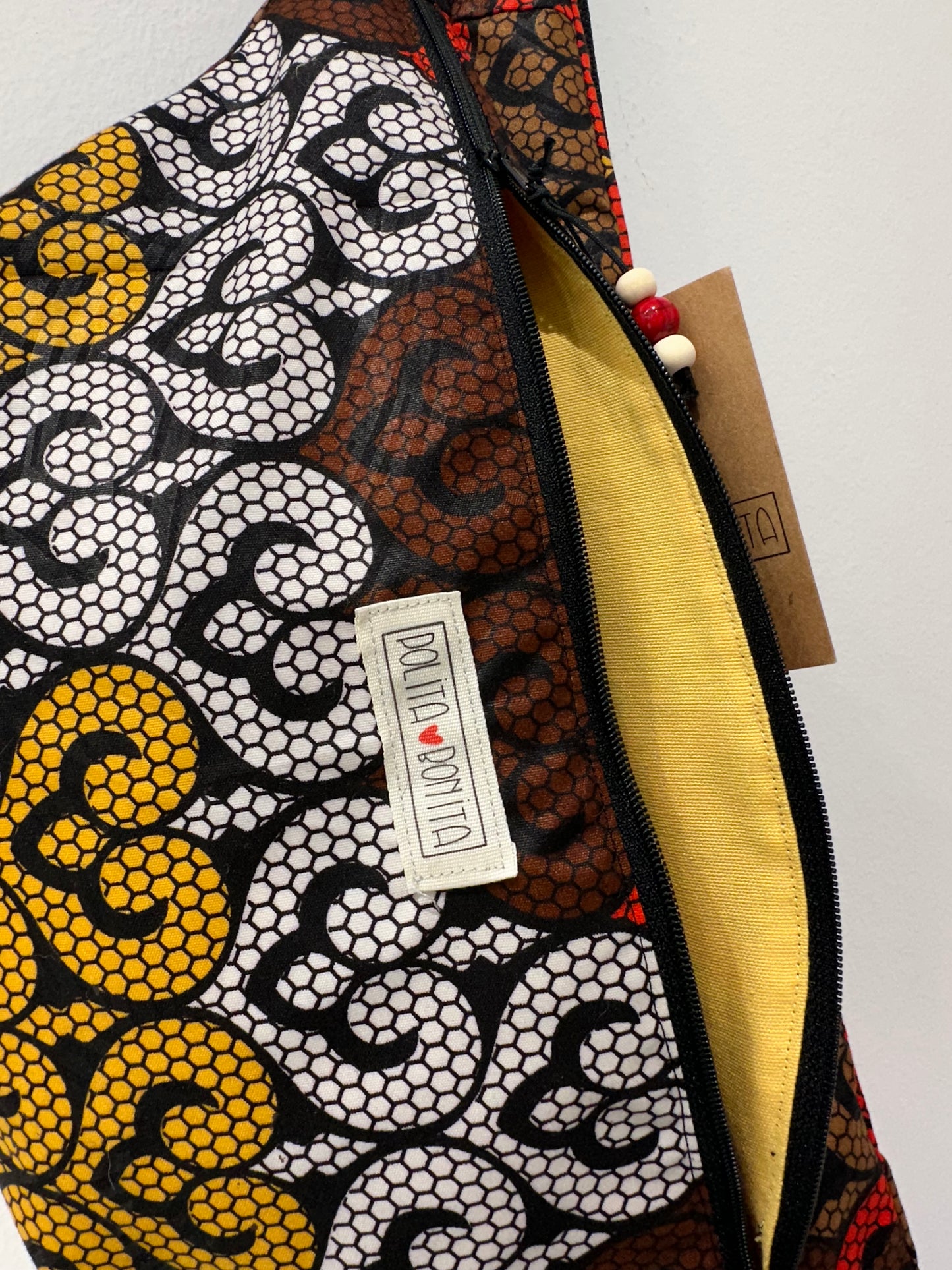 Maxi Riñonera tela africana wax “adiara”l Polita Bonita