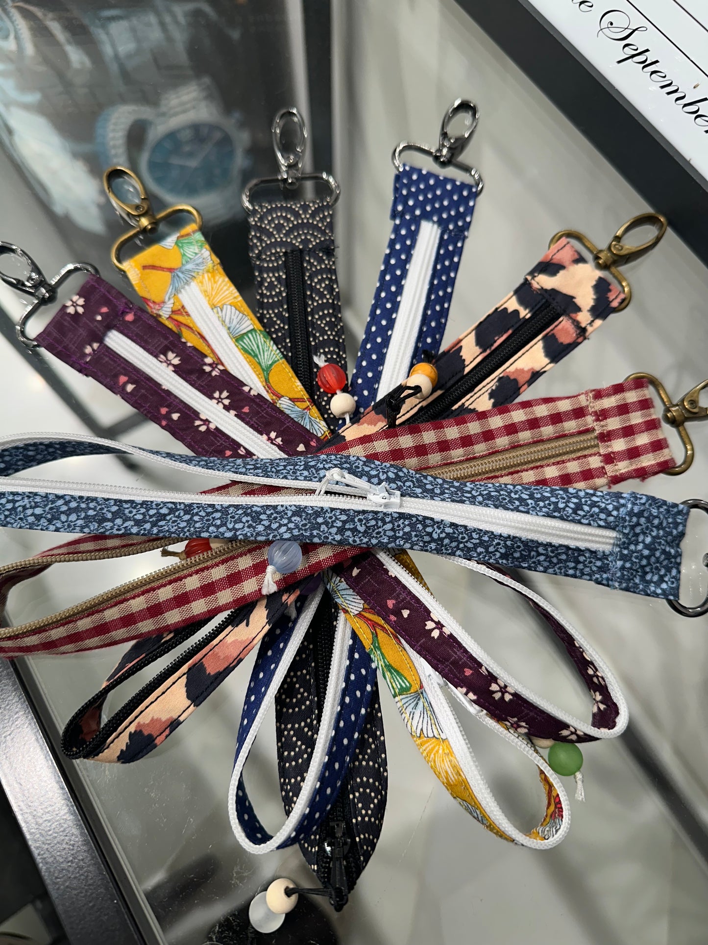 Porta chaquetas para bolso
