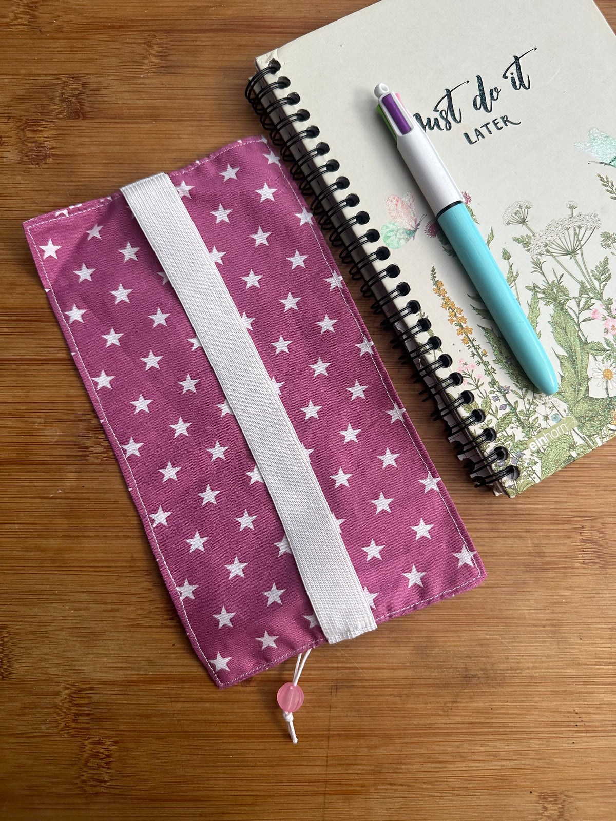 Estuche para libreta “estrellas fucsia”|polita bonita