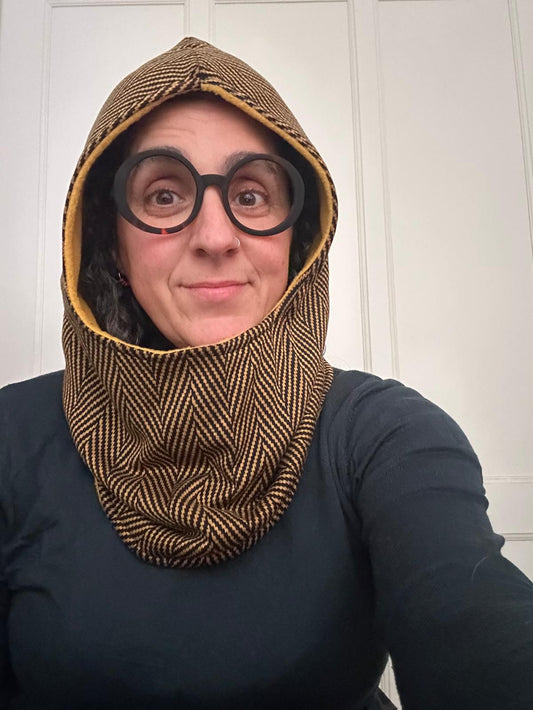 kaputxa adulto "Linias horia"