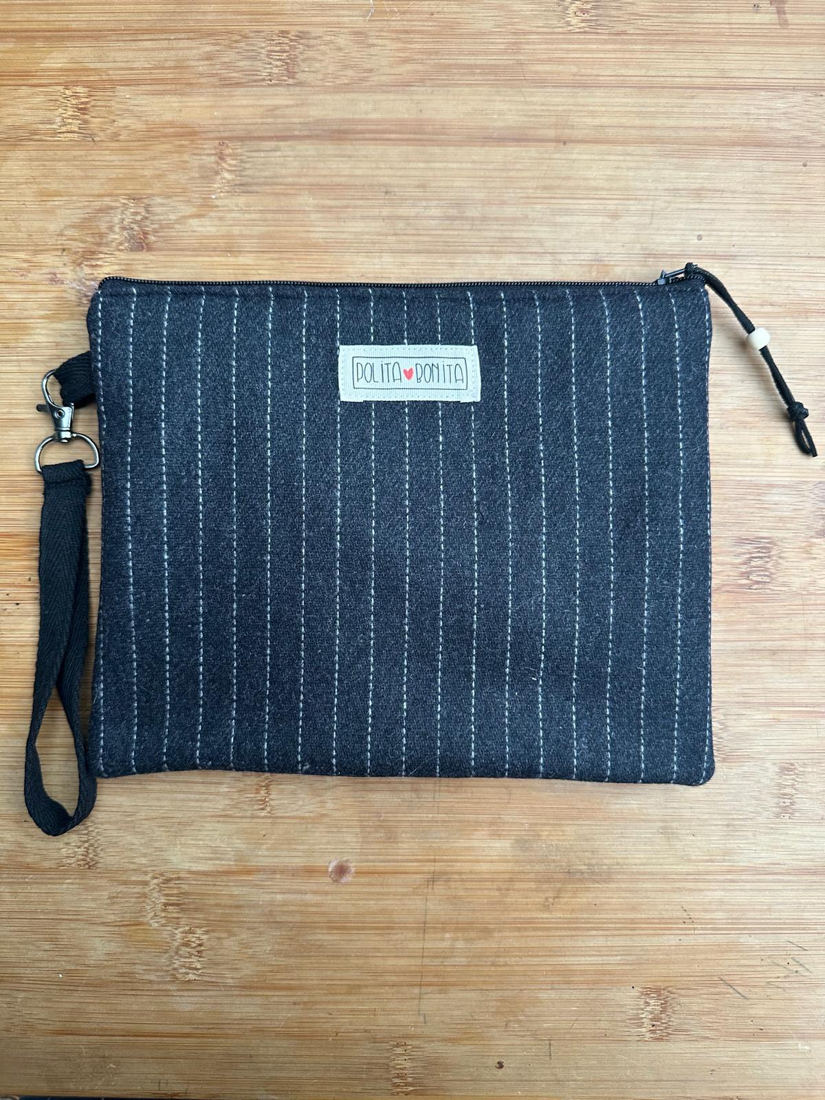 bolso de mano clutch "marra zuriak"