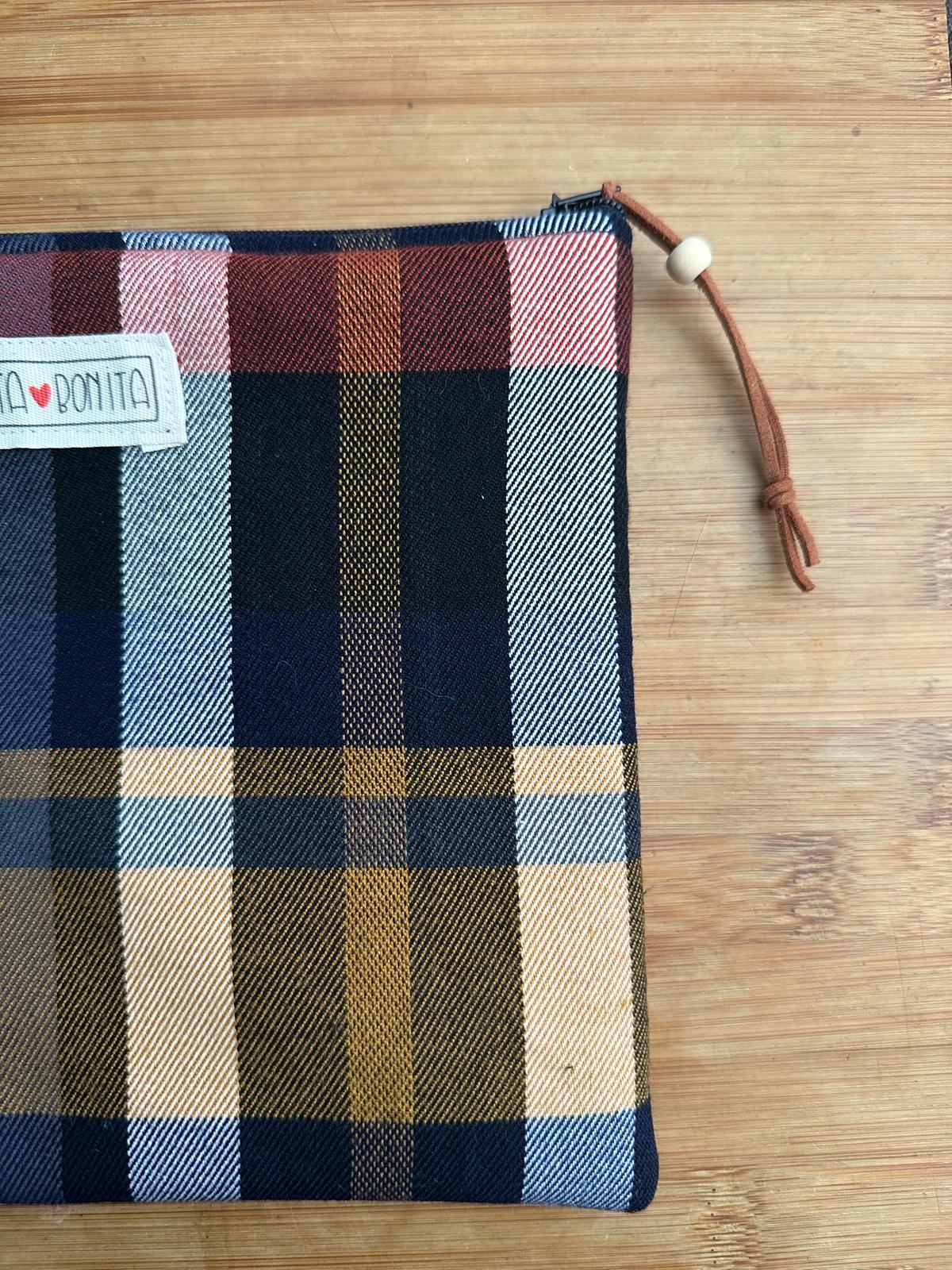 bolso de mano clutch "cuadors koloreak"