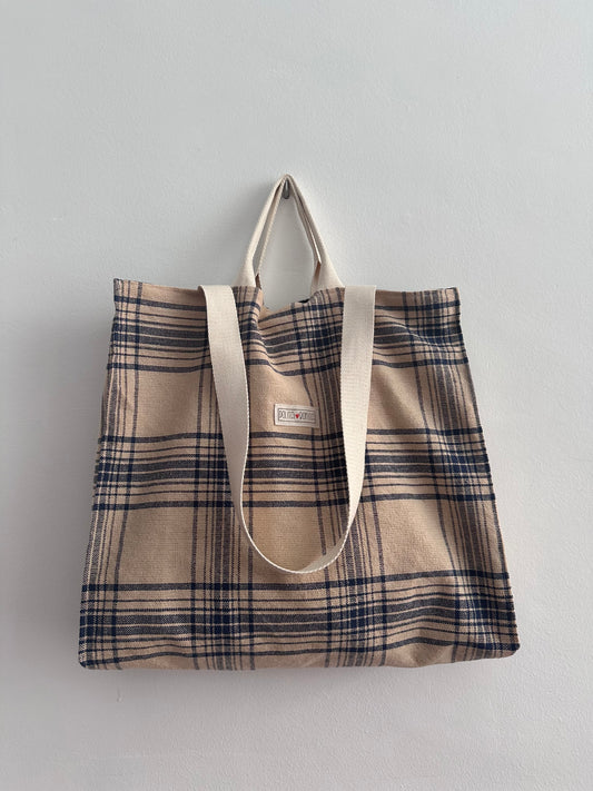 Bolso multiposición Kaixo modelo Zarautz hecho a mano por Polita-Bonita con tela de algodón orgánico
